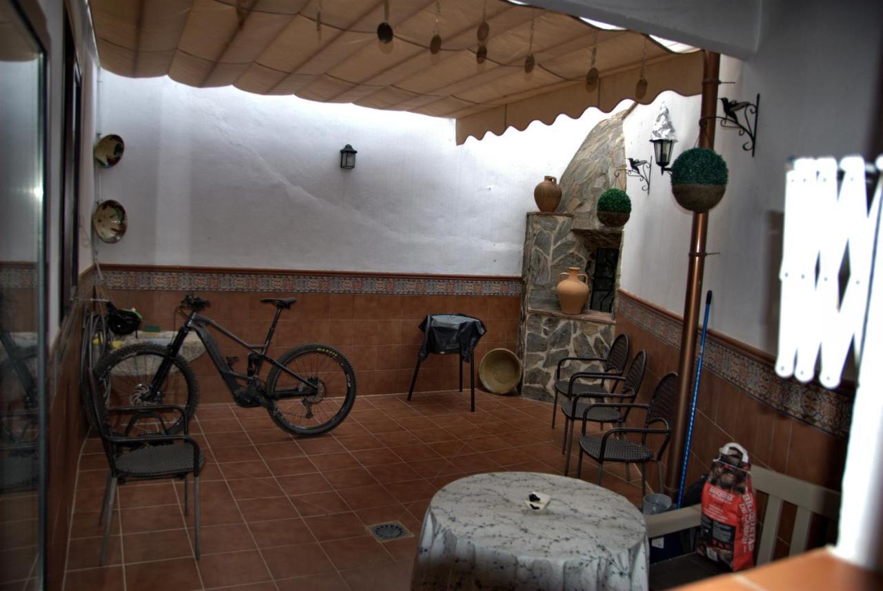 Villa Cruzchiquita Alpandeire Exterior foto